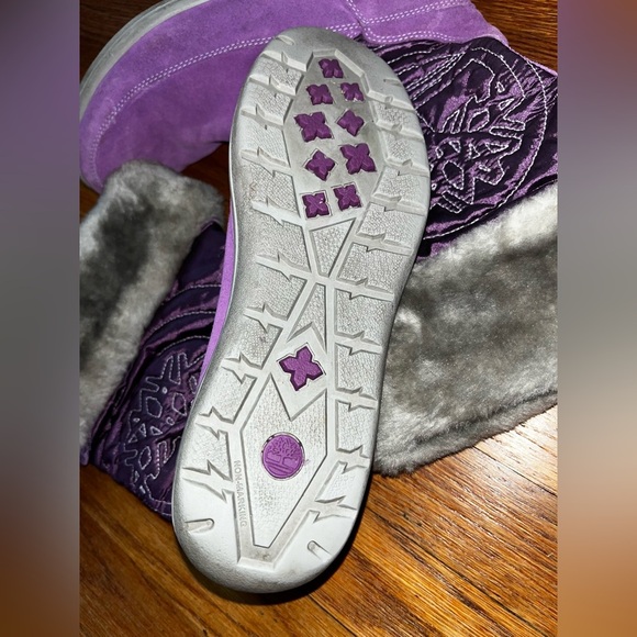 Women’s Timerland snow boots size 6.5 faux fur suede genuine leather purple - Picture 3 of 6